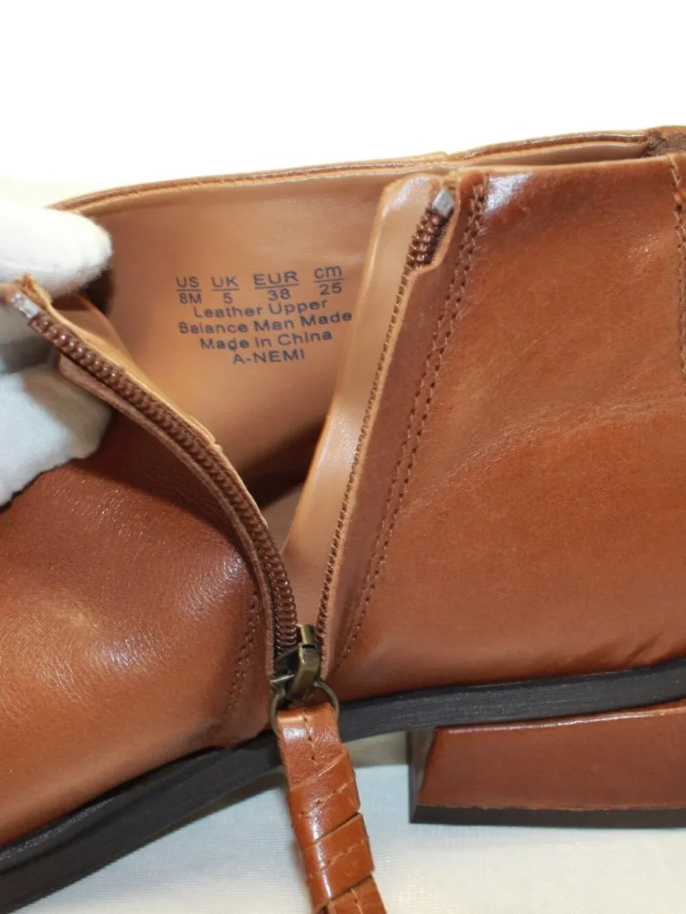 Sarto by Franco Sarto SZ 8M Saddle Brown NEMI Soft Leather Side Zip Ankle Boots